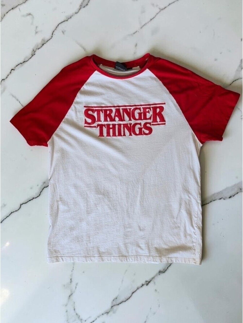 Netflix Stranger Things Raglan T-Shirt XL